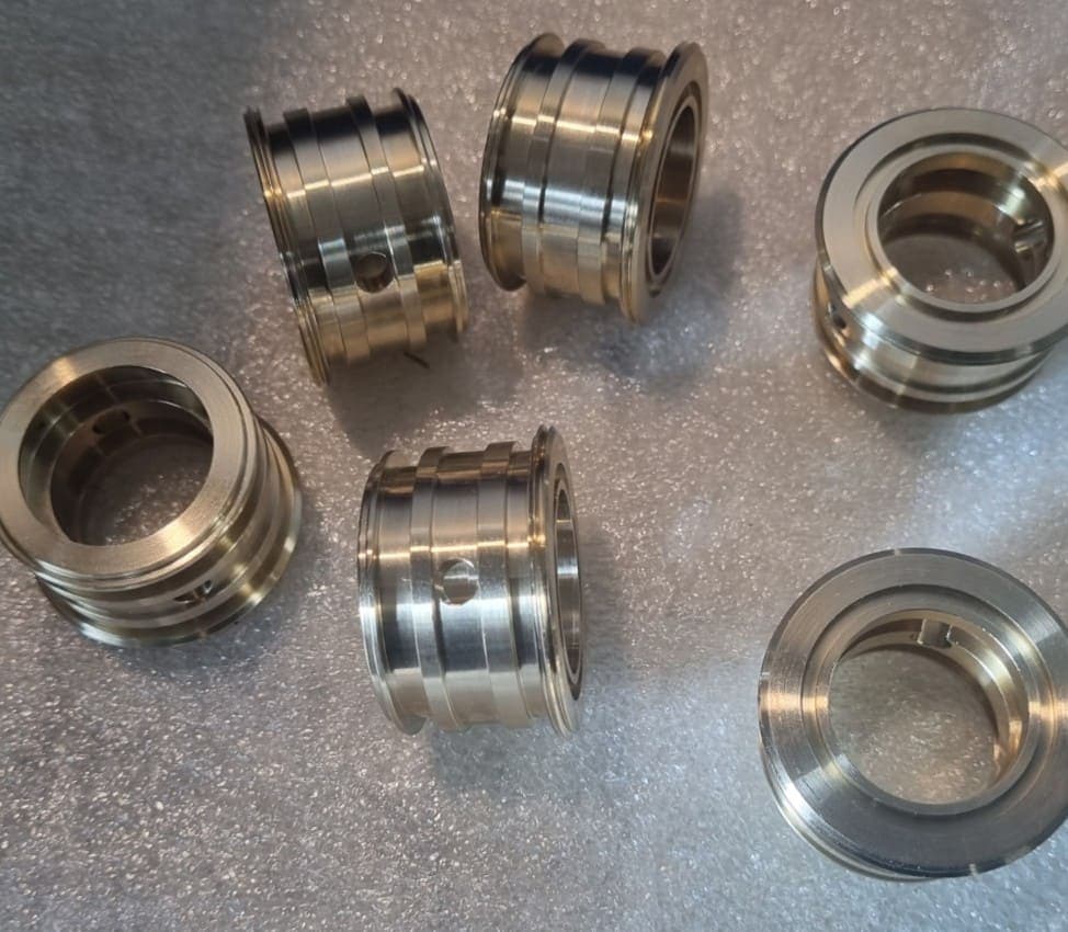 Bronze component 4